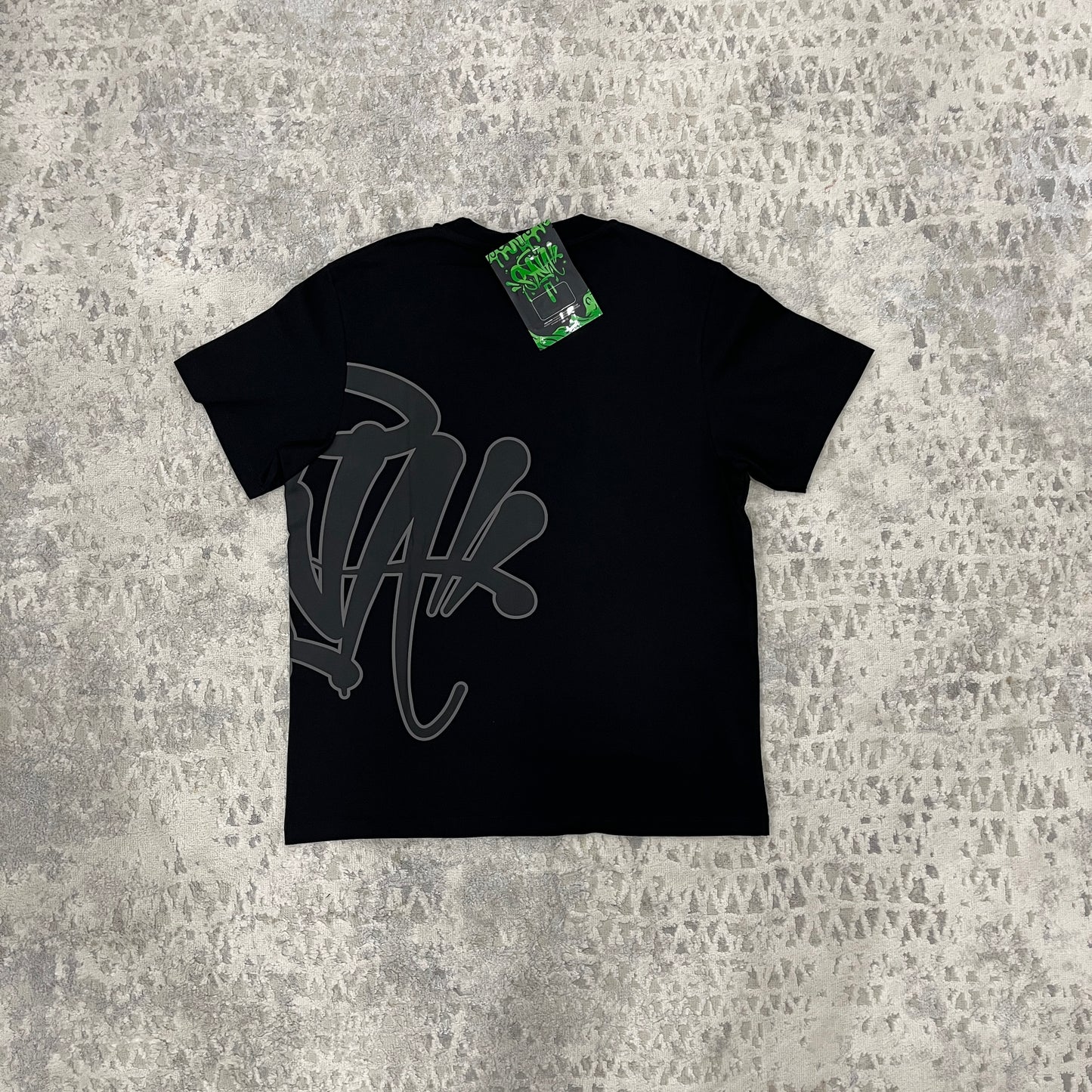 SynaWorld T-shirt & Short set