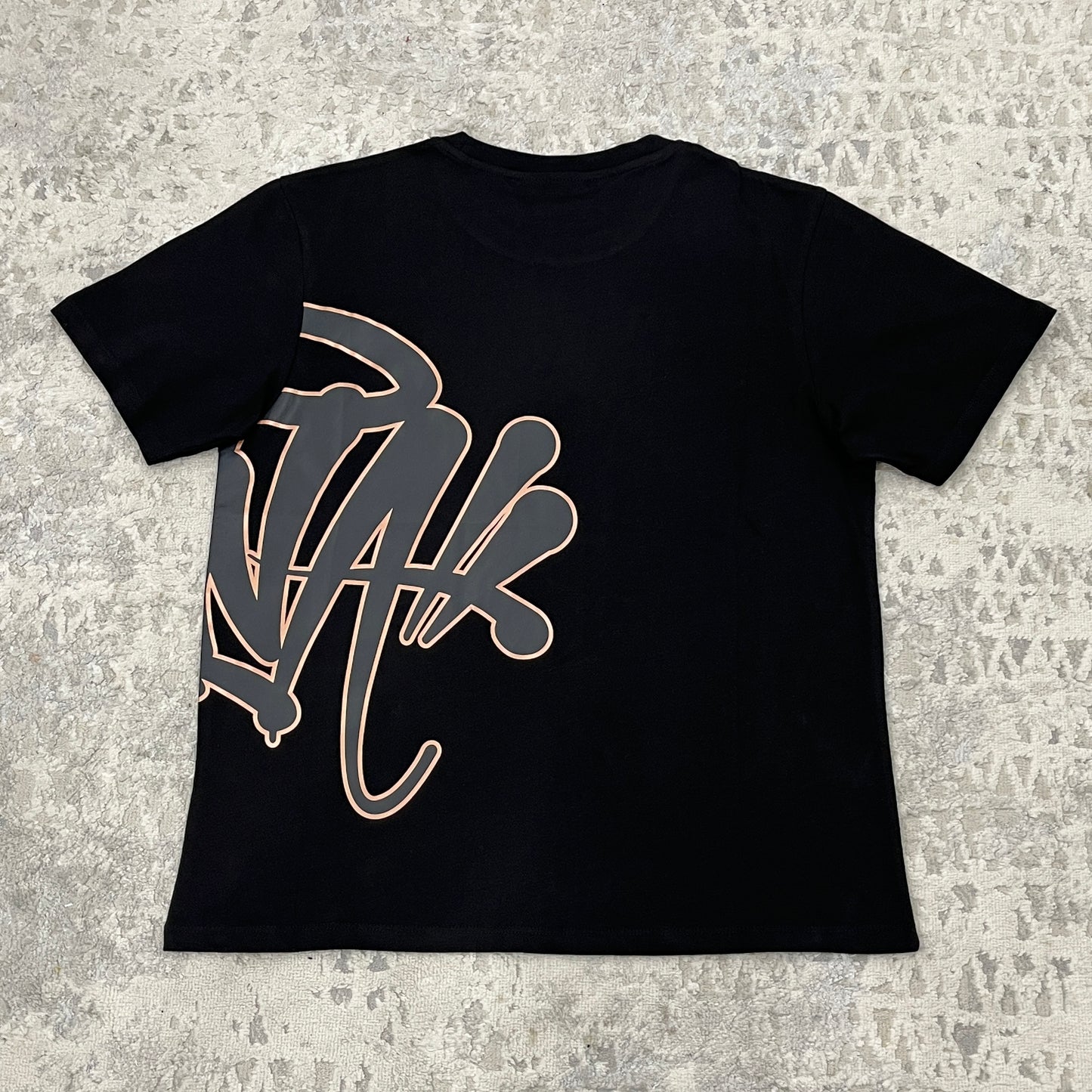 SynaWorld T-shirt & Short set