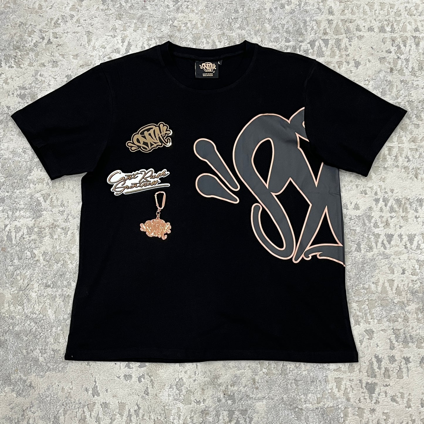 SynaWorld T-shirt & Short set
